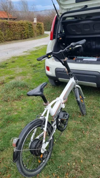 Bicicleta eléctrica plegable BTwin Tilt 500E