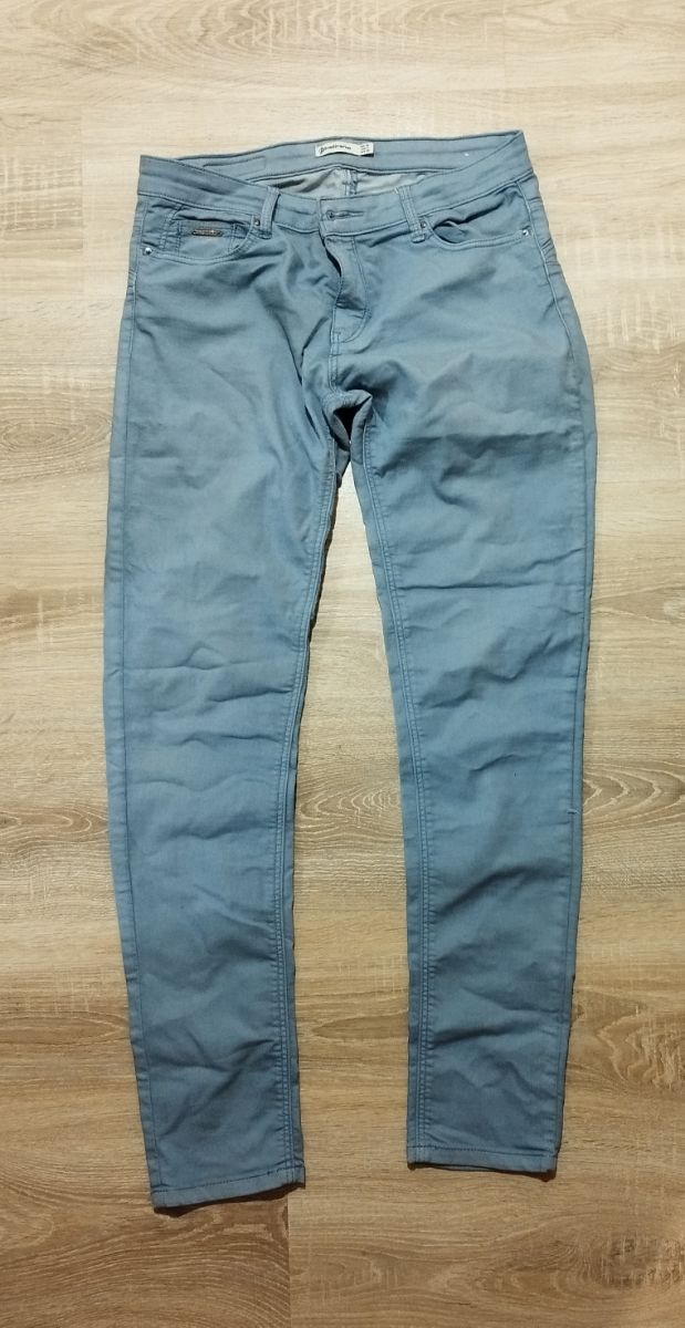 Pantalón Stradivarius azul talla 40