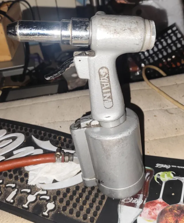 Remachadora Neumática Yahim Kit