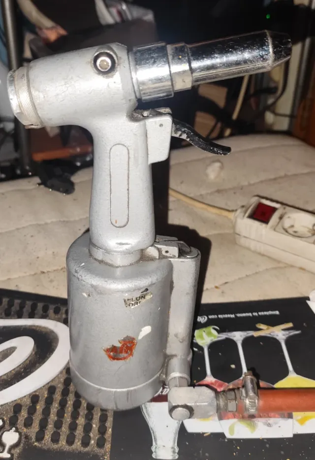 Remachadora Neumática Yahim Kit