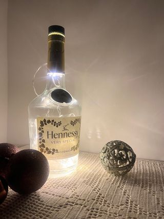 Lampada Hennessy Decorativa