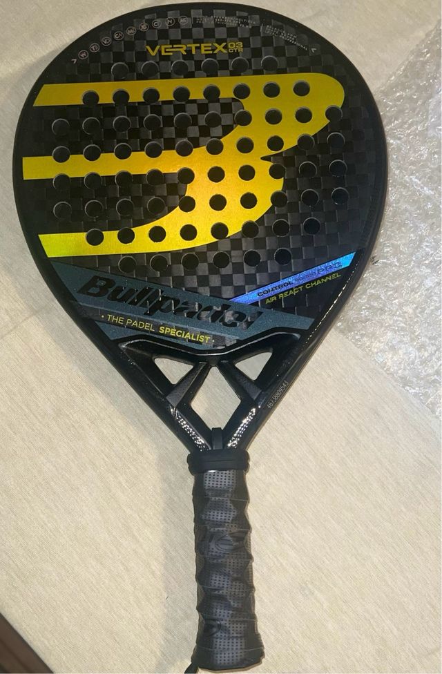 Pala Bullpadel Vertex 03 CTR
