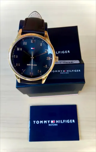Reloj Tommy Hilfiger Negro/Dorado, Hombre.