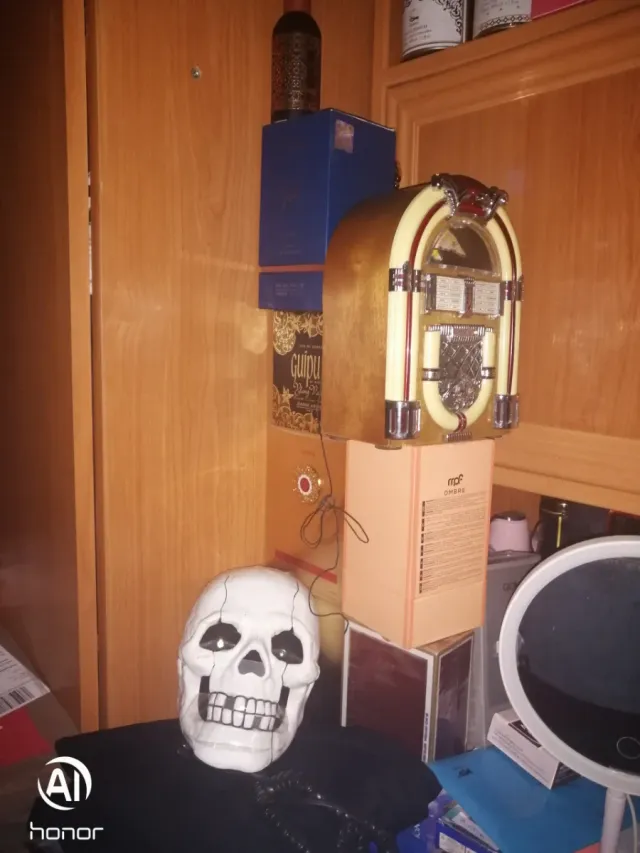 Lotto di telefoni antichi 40 pezzi 2.000€