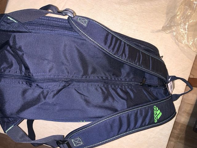 Michila pádel Adidas azul y verde