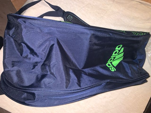 Michila pádel Adidas azul y verde