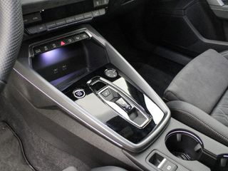 AUDI A3 SPORTBACK AUDI A3 SPORTBACK LAUNCH EDITION 35 TDI S TRONIC