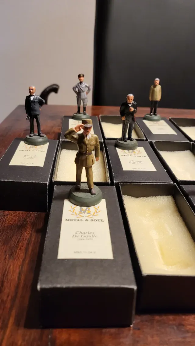 Figuras Metal & Soul (8 unidades)II guerra mundial