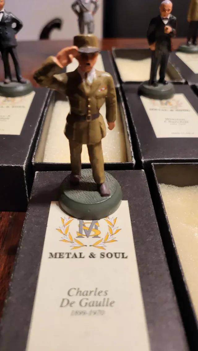 Figuras Metal & Soul (8 unidades)II guerra mundial