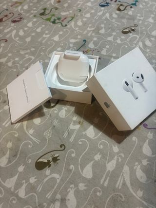 Apple AirPods 4 Blancos originales