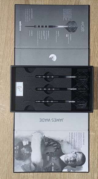 Dardos Unicorn Noir James Wade Acero