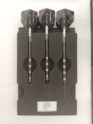 Dardos Unicorn Noir James Wade Acero