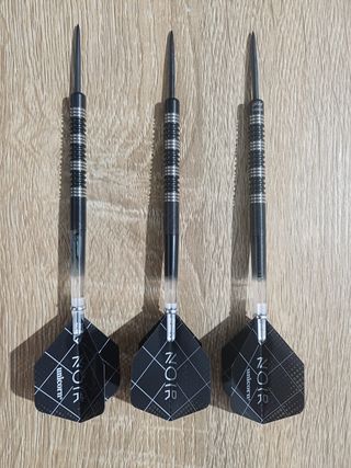 Dardos Unicorn Noir James Wade Acero