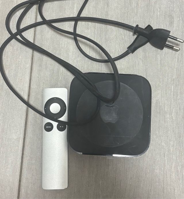 Apple TV con mando