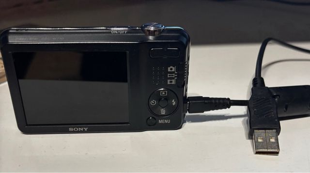 Sony Cyber-shot DSC-W710 Cámara Digital