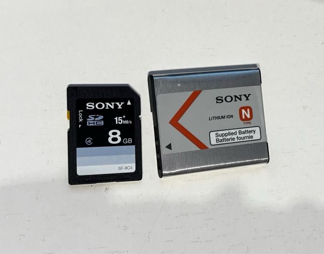 Sony Cyber-shot DSC-W710 Cámara Digital