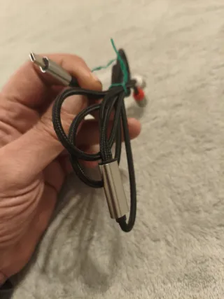 Cable USB-C a 2×RCA – 1 m – Calidad