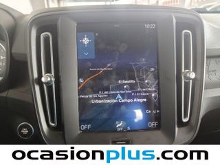 Volvo XC40 D3 110 kW (150 CV)