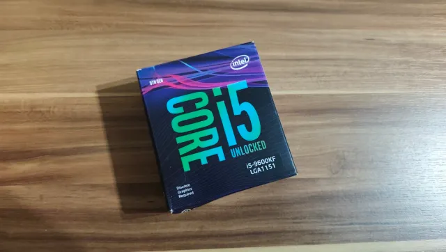 Rog Strix Z390-F e 1080, i5-9600kf, 32 GB RAM, etc