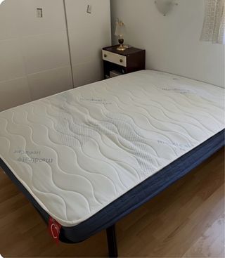 Cama Completa 135x190: Colchón HR+Visco y Somier