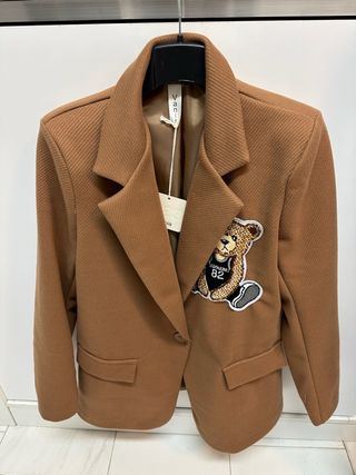 Giacca donna elegante con orsetto