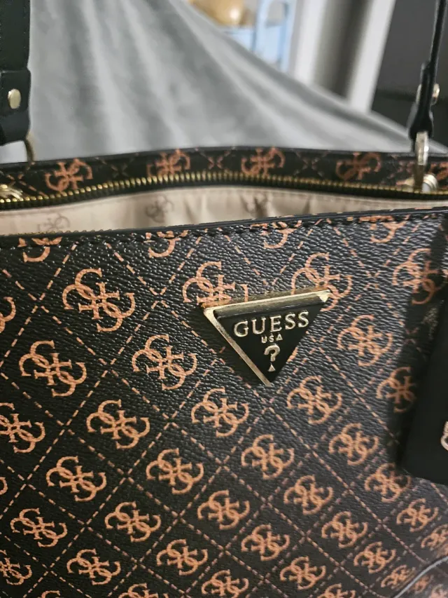 Bolso Guess Marrón