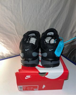 Zapatillas Nike Negras y Grises