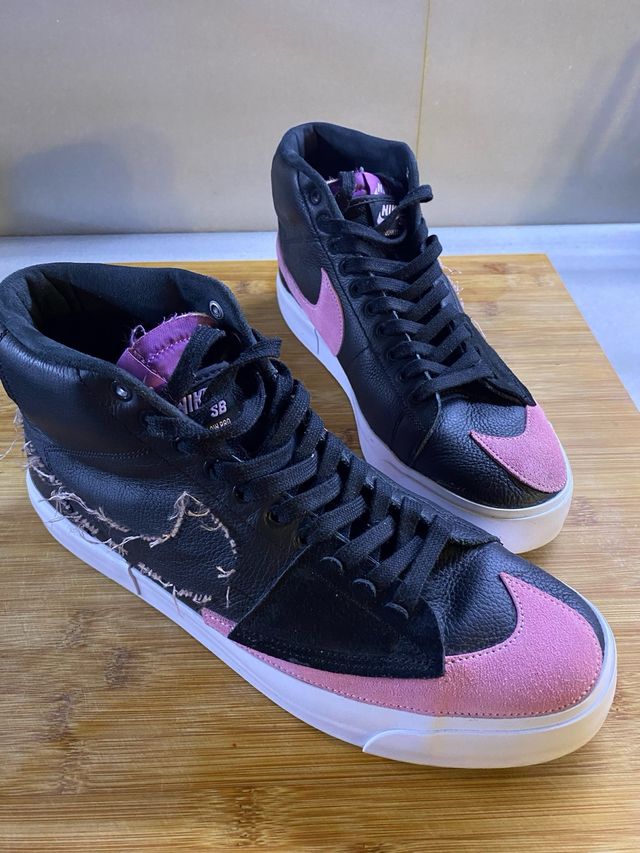 Botas NIKE Blazer Mid '77 T 46 Negro/Rosa Nuevas