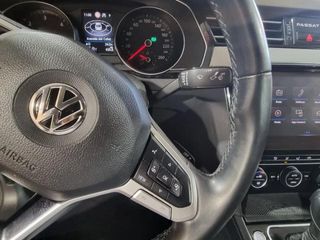 VOLKSWAGEN Passat Executive 1.6 TDI 88 kW (120 CV) DSG 7 vel.