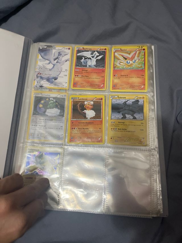 Álbum Pokémon Black & White Noble Victories