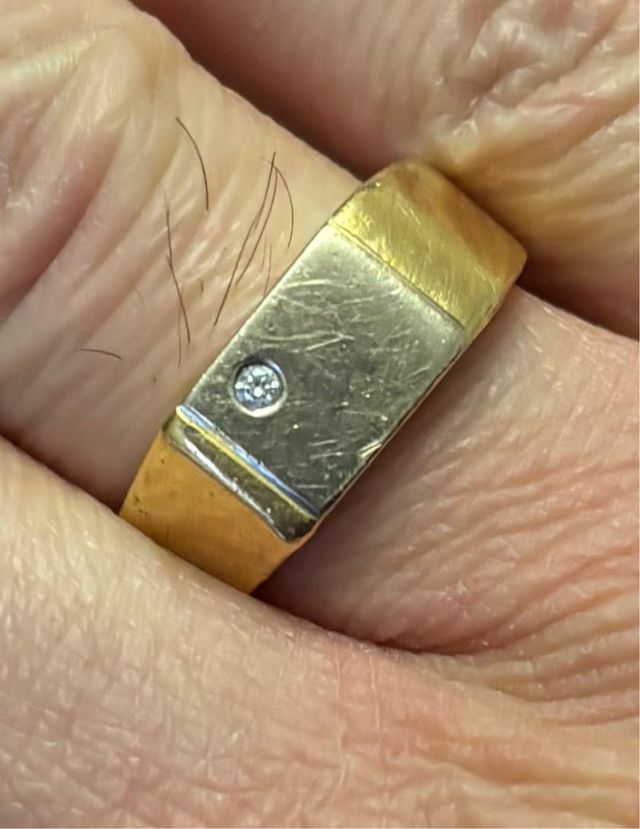 Anillo oro y oro blanco con diamante