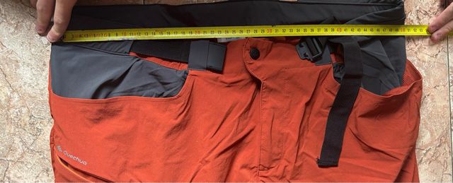 Pantalón Montaña Hombre Quechua Rojo/Negro