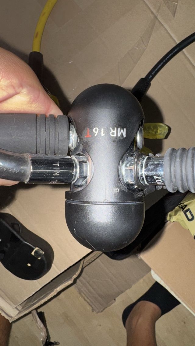 Regulador de mergulho Mares