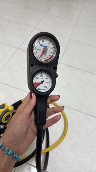 Regulador de buceo Mares