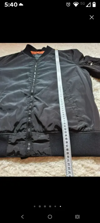 Chaqueta bomber negra Zara