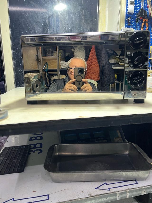 Fornetto 1300W con quattro resistenze.