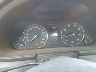 Mercedes-Benz Clase C 2004