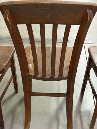 Juego de 4 sillas de madera maciza