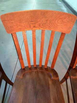 Juego de 4 sillas de madera maciza