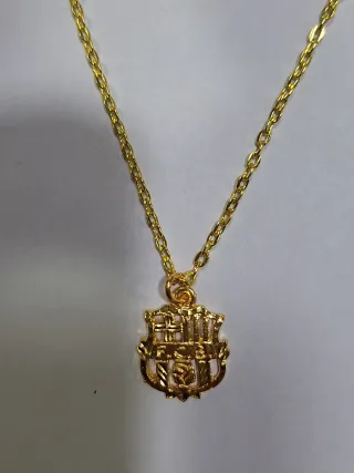 Collar Escudo F.C Barcelona Oro