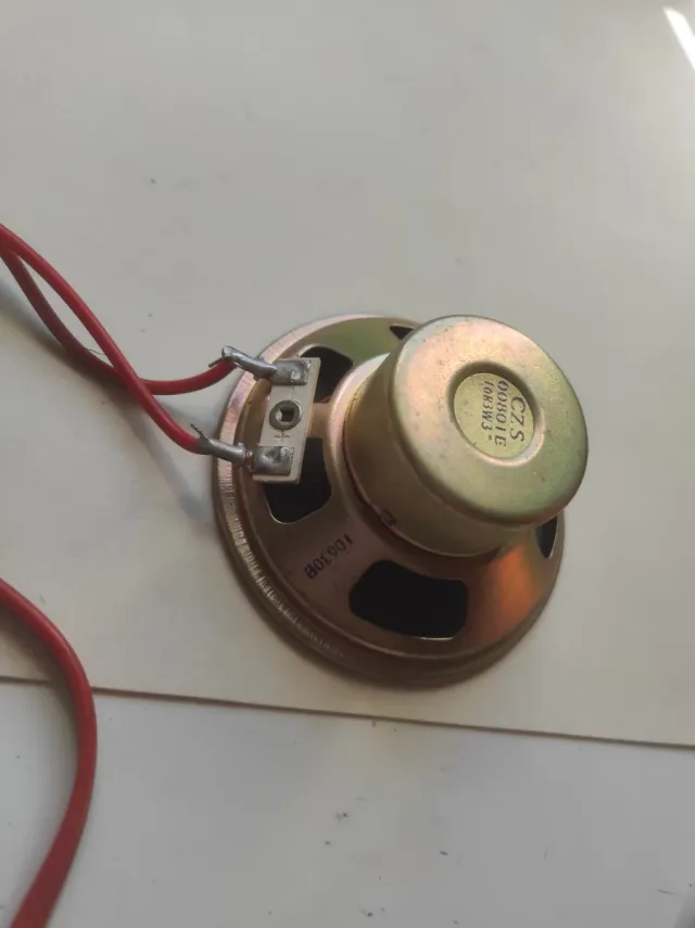 Altavoz 10 ohmios 3W