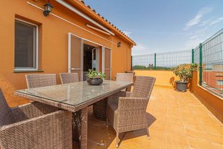 Dúplex en venta en L'Eixample en Figueres