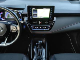 Toyota Corolla 1.8 125H STYLE E-CVT