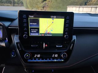 Toyota Corolla 1.8 125H STYLE E-CVT