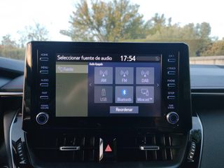 Toyota Corolla 1.8 125H STYLE E-CVT