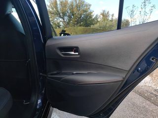 Toyota Corolla 1.8 125H STYLE E-CVT