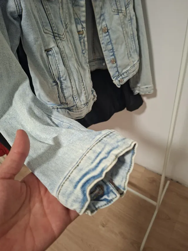 Chaqueta tejana Stradivarius Talla M