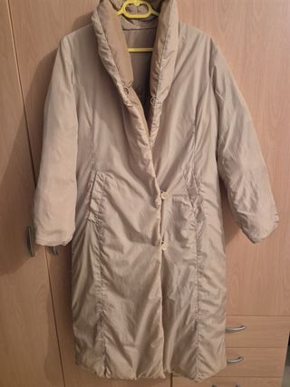 Abrigo largo beige