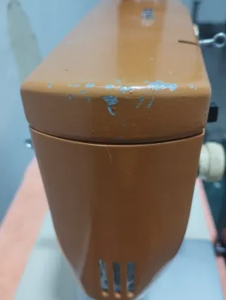 Máquina de coser Alfa 1860 Superautomática