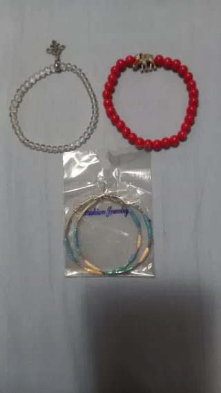 2 Pulseras y Pendientes Nuevos